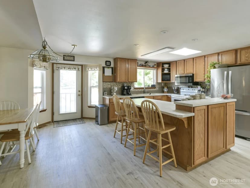 Property photo for 22526 Se 187th Street, Maple Valley photo 7