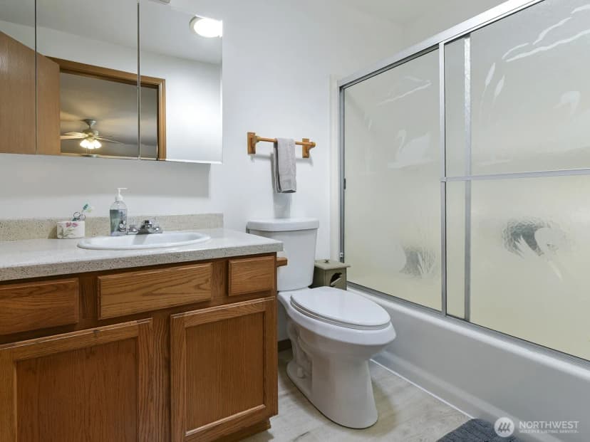 Property photo for 22526 Se 187th Street, Maple Valley photo 11