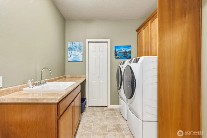 Property photo for 347 Ferncrest Road, Longview photo 13