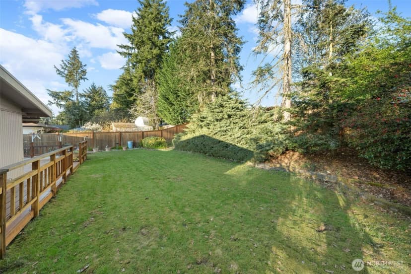 Property photo for 24 158th Place Se, Bellevue photo 27