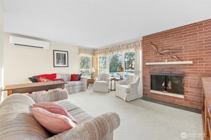 Property photo for 24 158th Place Se, Bellevue photo 6