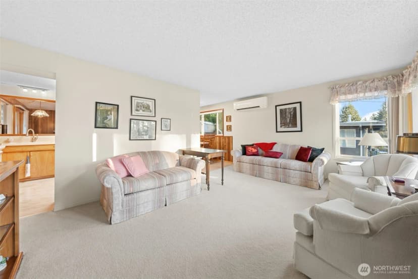 Property photo for 24 158th Place Se, Bellevue photo 5