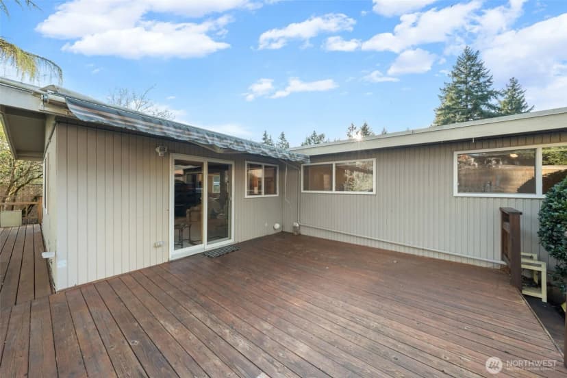 Property photo for 24 158th Place Se, Bellevue photo 23