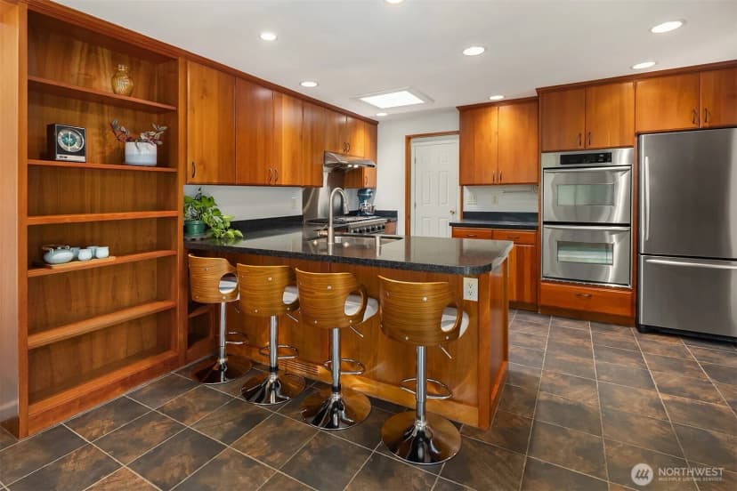 Property photo for 12032 12th Avenue Nw, Seattle photo 17