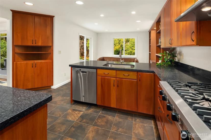 Property photo for 12032 12th Avenue Nw, Seattle photo 21