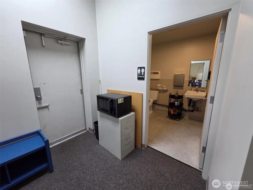 Property photo for 7705 Evergreen Way #g7, Everett photo 6