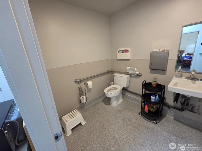 Property photo for 7705 Evergreen Way #g7, Everett photo 7
