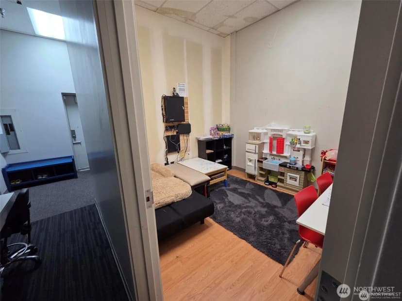 Property photo for 7705 Evergreen Way #g7, Everett photo 10