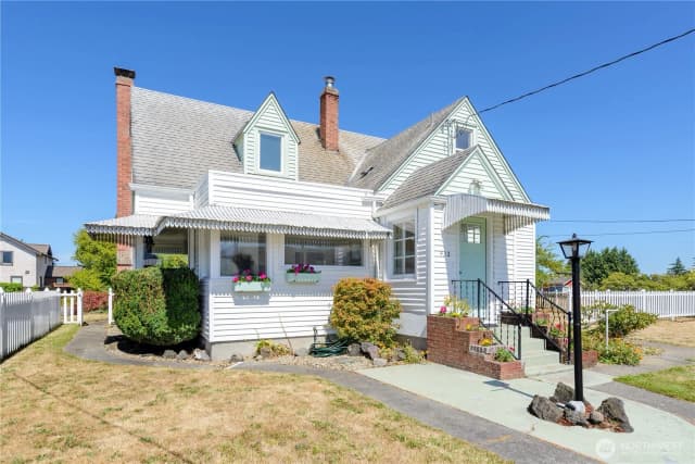 Property photo for 432 E Front Street, Port Angeles