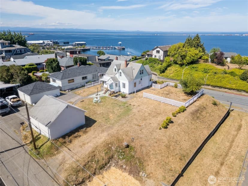 Property photo for 432 E Front Street, Port Angeles photo 37