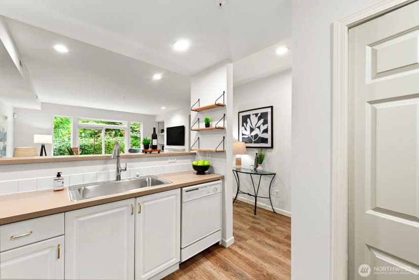 Property photo for 21616 9th Avenue Se #c105, Bothell photo 16