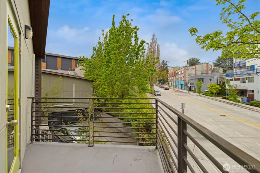 Property photo for 2331 E Madison Street, Seattle photo 25