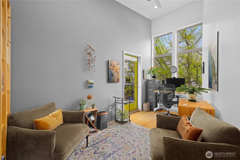 Property photo for 2331 E Madison Street, Seattle photo 24