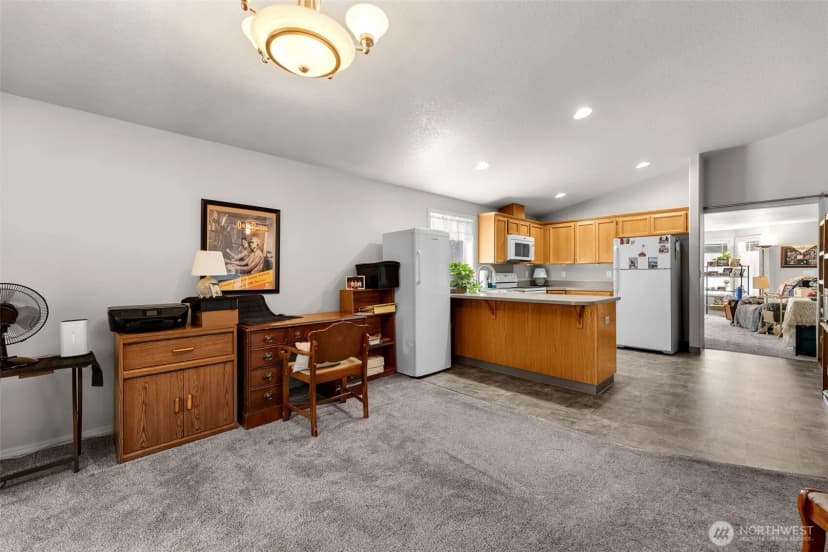 Property photo for 214 Se 11th Circle, Battle Ground photo 20