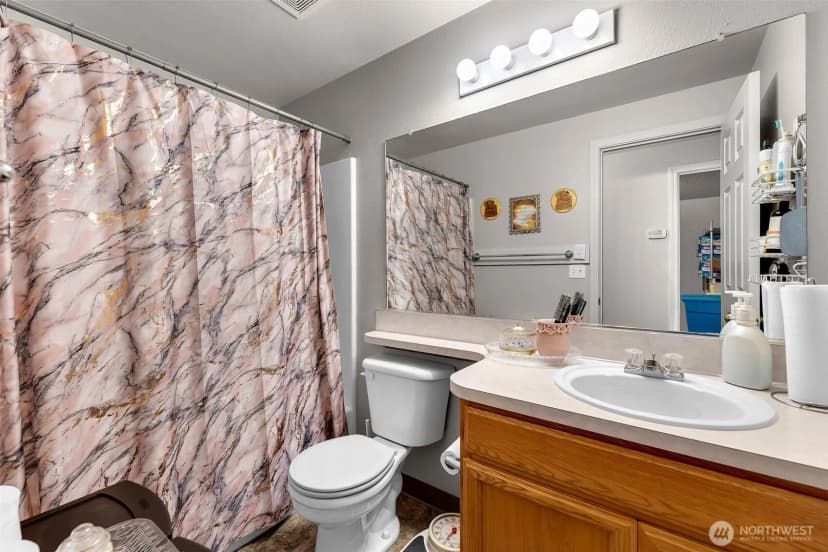Property photo for 214 Se 11th Circle, Battle Ground photo 29