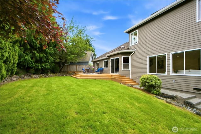 Property photo for 23030 Ne 13th Street, Sammamish photo 2