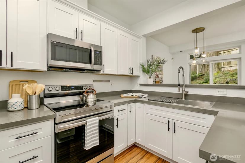 Property photo for 8828 238th Street Sw #c3, Edmonds photo 13