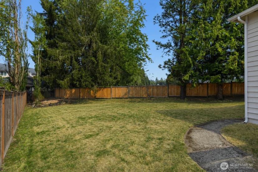 Property photo for 12704 Ne 142nd Court, Kirkland photo 35