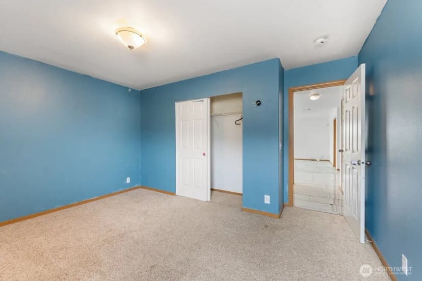 Property photo for 205 Ne Silvernail St, Orting photo 17