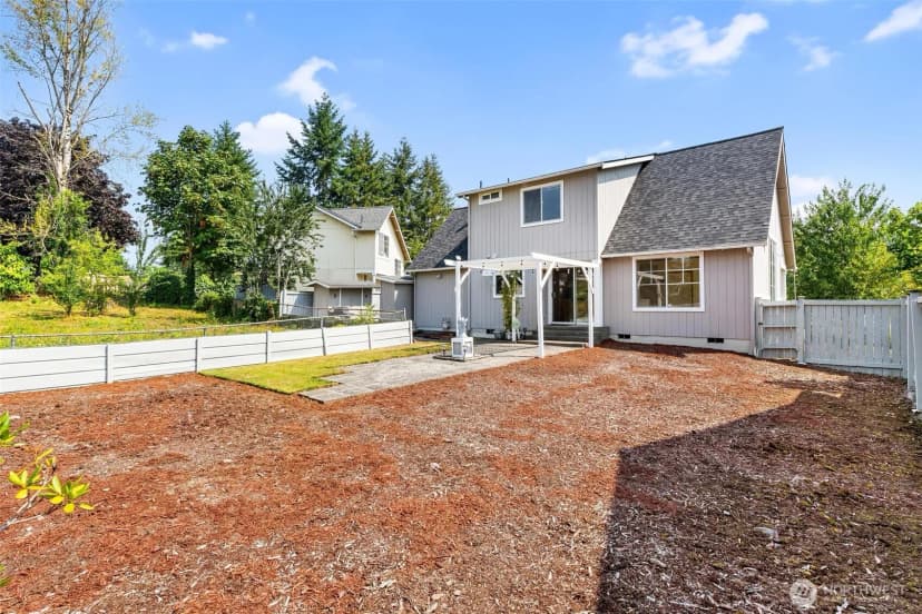 Property photo for 10914 Se 169th Place, Renton photo 23