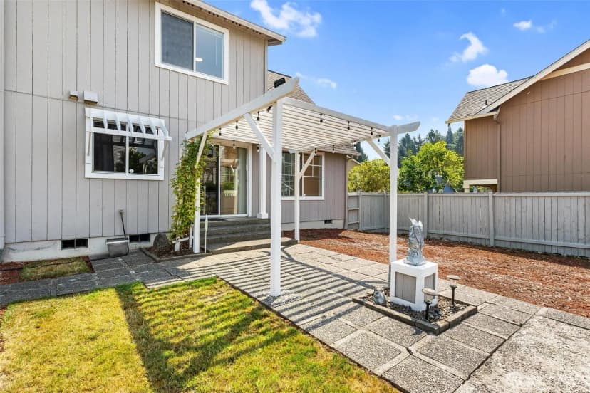 Property photo for 10914 Se 169th Place, Renton photo 21