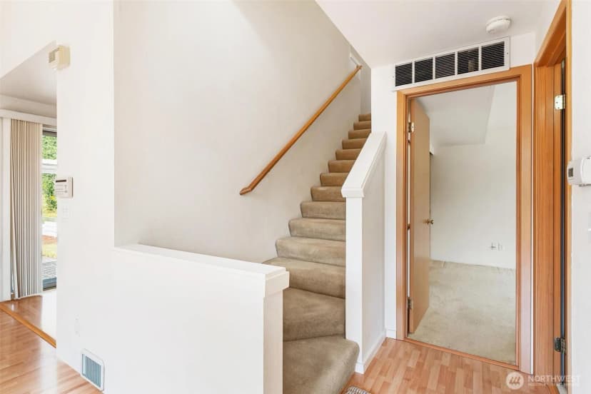 Property photo for 10914 Se 169th Place, Renton photo 9