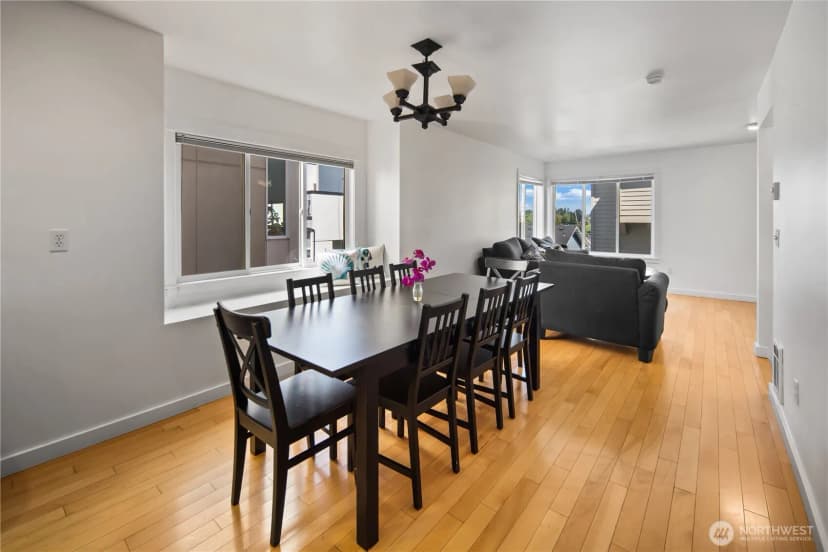 Property photo for 226 B 26th Avenue E, Seattle photo 6