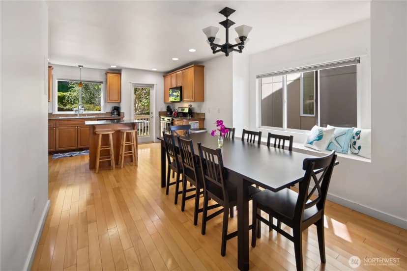 Property photo for 226 B 26th Avenue E, Seattle photo 5