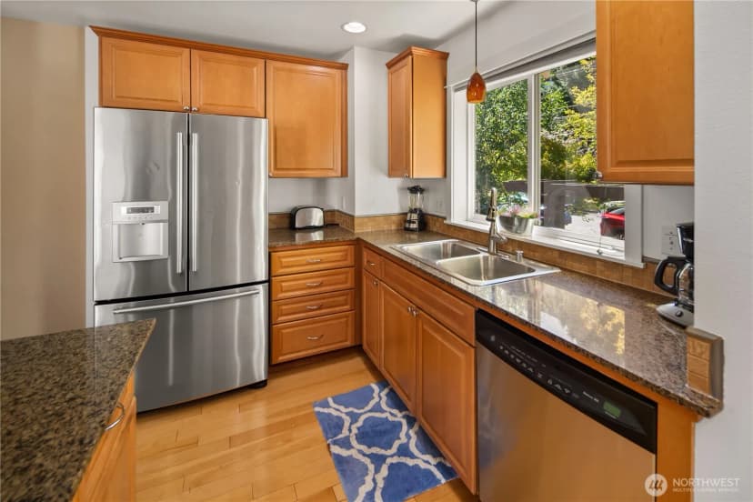 Property photo for 226 B 26th Avenue E, Seattle photo 7