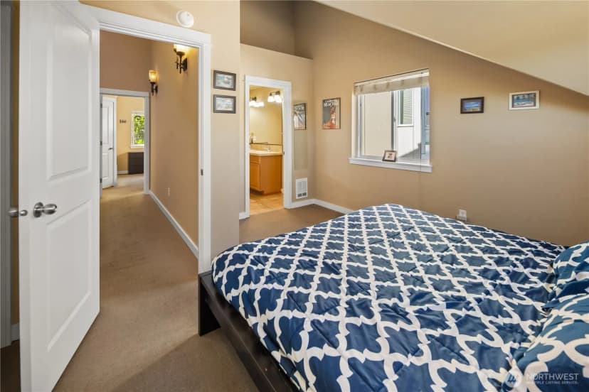 Property photo for 226 B 26th Avenue E, Seattle photo 19