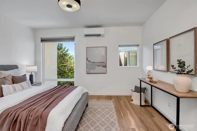 Property photo for 2359 Yale Avenue E #a, Seattle photo 8
