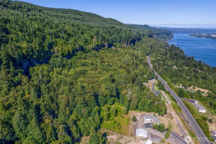 Property photo for 1669 E Sr 4 Avenue, Cathlamet photo 8