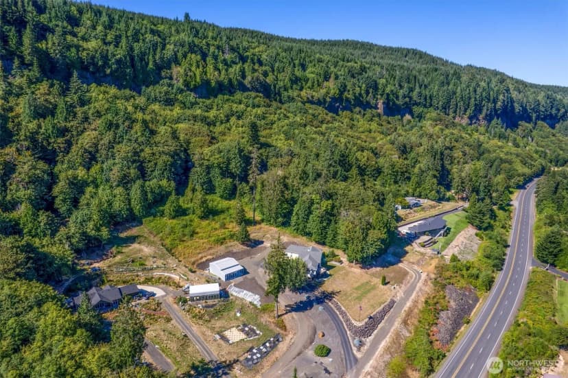 Property photo for 1669 E Sr 4 Avenue, Cathlamet photo 9