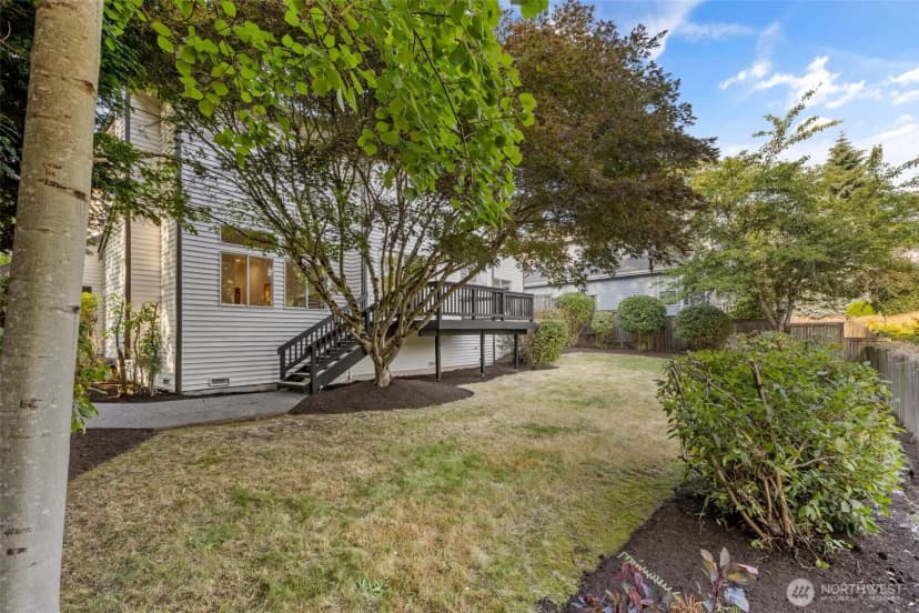 Property photo for 11715 Se 61st Place, Bellevue photo 33