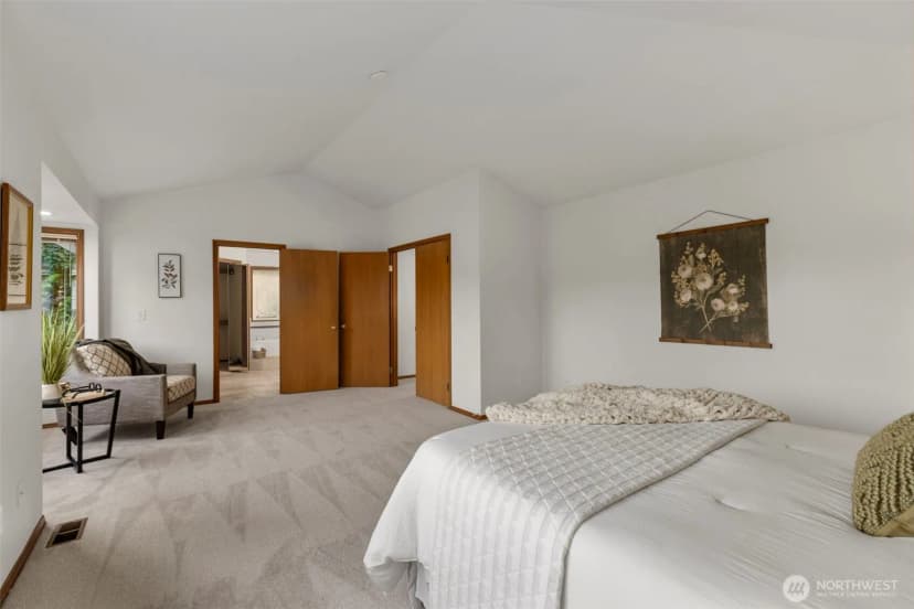 Property photo for 11715 Se 61st Place, Bellevue photo 25