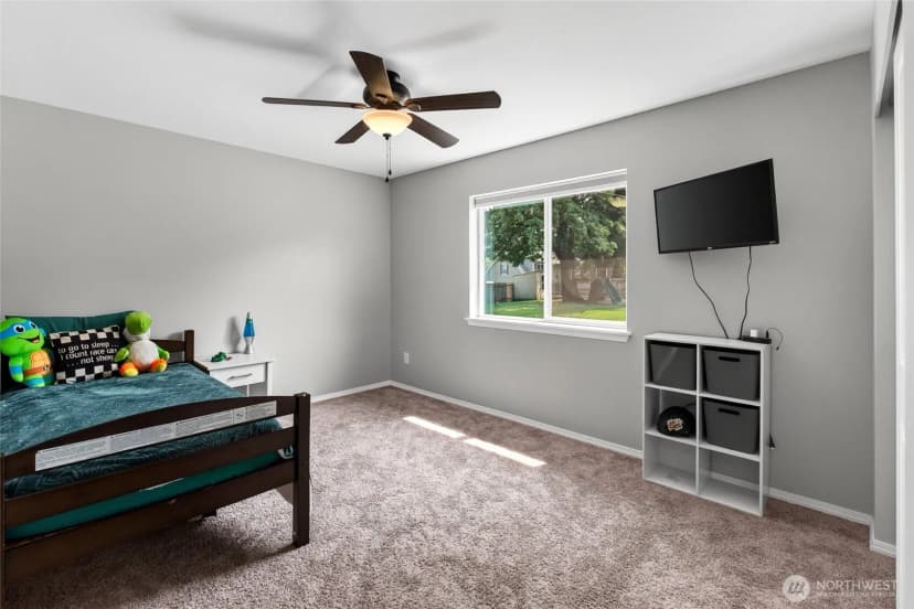 Property photo for 10516 36th Street E, Edgewood photo 24