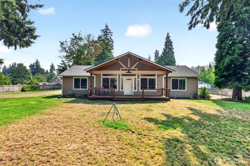Property photo for 10516 36th Street E, Edgewood photo 6