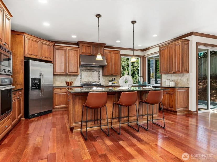 Property photo for 2058 211th Place Se, Sammamish photo 6