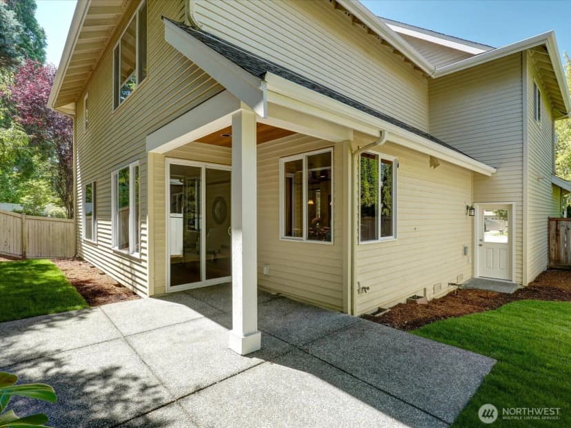 Property photo for 2058 211th Place Se, Sammamish photo 27
