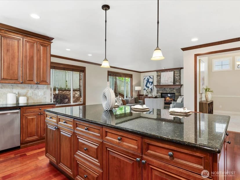 Property photo for 2058 211th Place Se, Sammamish photo 8