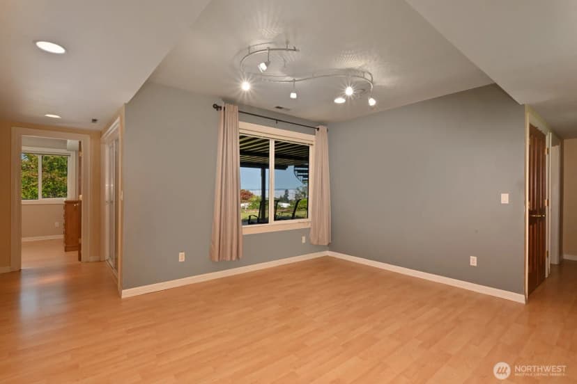 Property photo for 29917 1st Place S, Federal Way photo 24