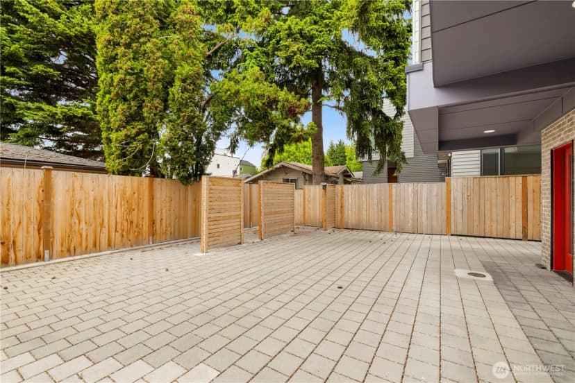 Property photo for 7005 9th Avenue Ne, Seattle photo 29