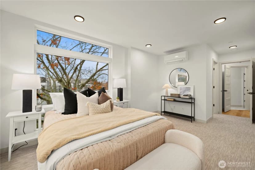 Property photo for 7005 9th Avenue Ne, Seattle photo 14