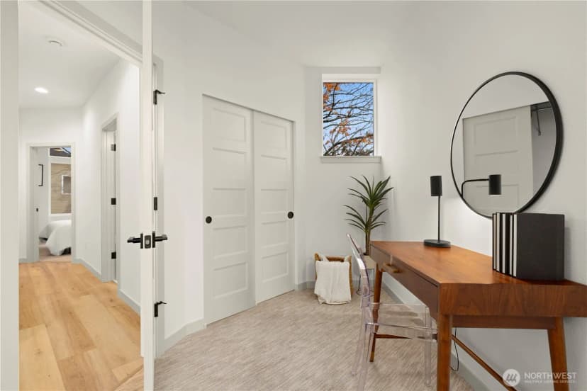 Property photo for 7005 9th Avenue Ne, Seattle photo 22