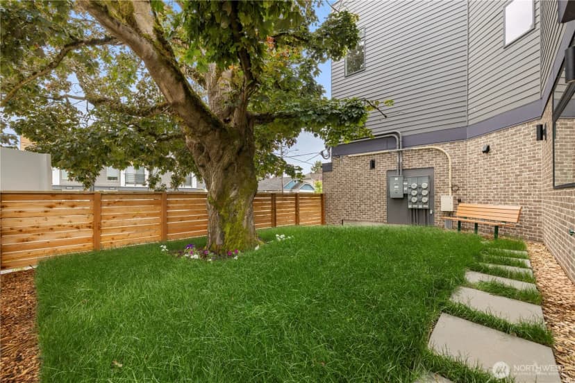 Property photo for 7005 9th Avenue Ne, Seattle photo 25
