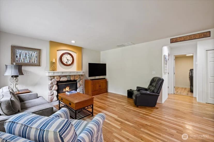 Property photo for 3225 181st Street Se, Bothell photo 14