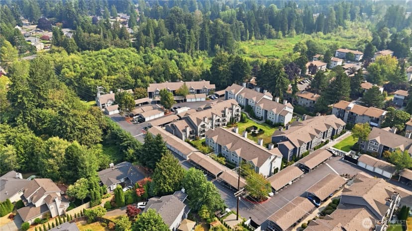 Property photo for 12611 109th Ct Ne #j202, Kirkland photo 34
