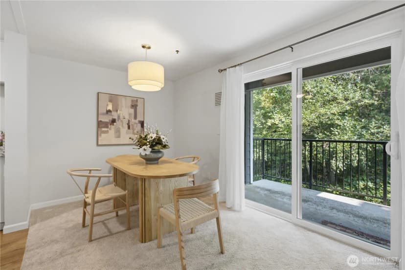 Property photo for 12611 109th Ct Ne #j202, Kirkland photo 7