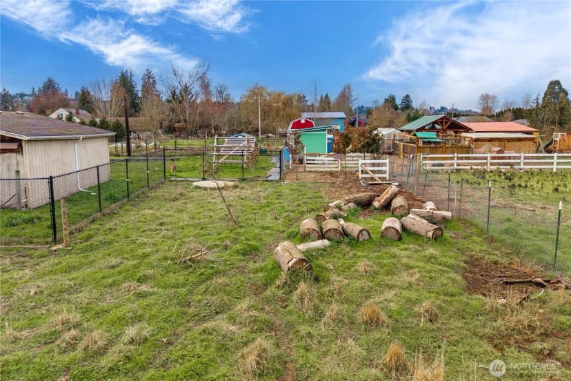 Property photo for 6905 60th Street E, Puyallup photo 18