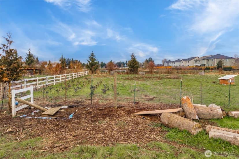 Property photo for 6905 60th Street E, Puyallup photo 17
